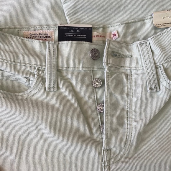 Levi’s Wedgie Straight Fit Corduroy Women’s Pants - Picture 5 of 6